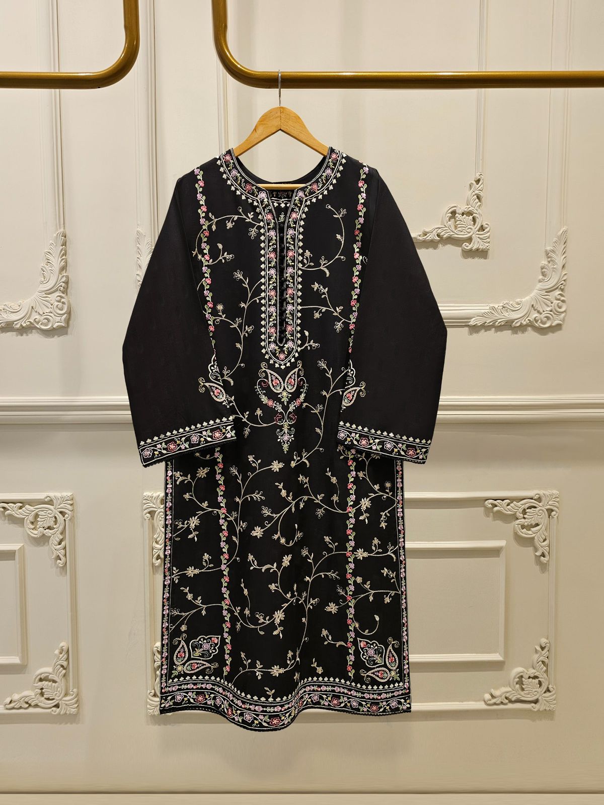 AGHA NOOR  S111686